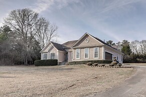 Family-friendly Stockbridge Home By Amphitheater!