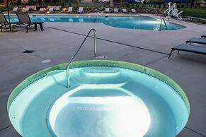 Mt Bachelor Village Resort Condo: 19 Mi to Skiing!