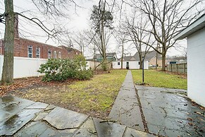 Central Meadville Apartment - Walk to Downtown!