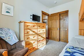Ski-in/ski-out Granby Ranch Condo w/ Pool Access