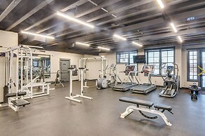 Ski-in/ski-out Granby Ranch Condo w/ Pool Access