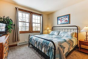 Ski-in/ski-out Granby Ranch Condo w/ Pool Access