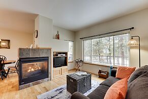 Klamath Falls Townhome w/ Deck & Resort Amenities!