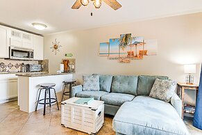 Galveston Vacation Rental - Walk to the Beach!