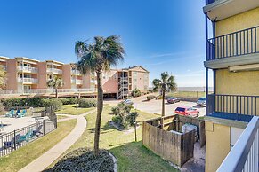 Galveston Vacation Rental - Walk to the Beach!