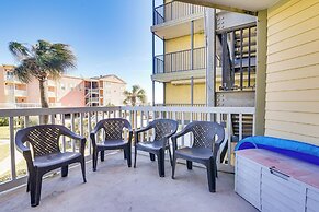 Galveston Vacation Rental - Walk to the Beach!