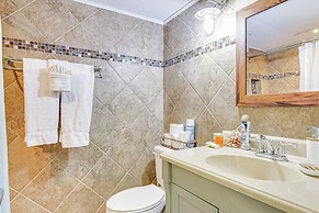 Galveston Vacation Rental - Walk to the Beach!