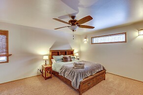 Wasilla 'spruce Moose' Cabin: Lakefront + Hot Tub!