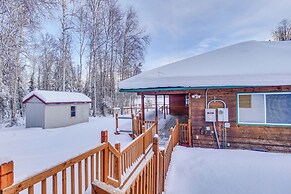 Wasilla 'spruce Moose' Cabin: Lakefront + Hot Tub!