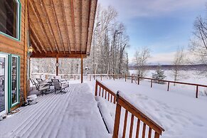 Wasilla 'spruce Moose' Cabin: Lakefront + Hot Tub!