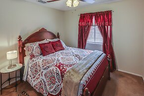 Killeen Home w/ Sunroom ~ 8 Mi to Fort Cavazos!