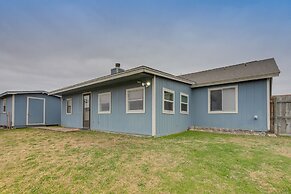 Killeen Home w/ Sunroom ~ 8 Mi to Fort Cavazos!