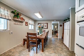 Rector Home w/ Hot Tub ~ 6 Mi to Ligonier!