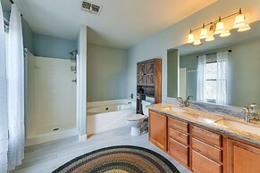 Updated Chandler Family Home ~ 1 Mi to Downtown!