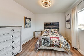 Updated Chandler Family Home ~ 1 Mi to Downtown!