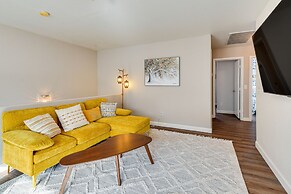 Updated Chandler Family Home ~ 1 Mi to Downtown!