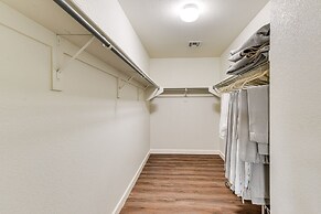 Updated Chandler Family Home ~ 1 Mi to Downtown!