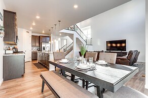 16 Mi to Denver: Spacious Commerce City Home!