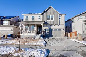 16 Mi to Denver: Spacious Commerce City Home!