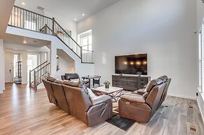 16 Mi to Denver: Spacious Commerce City Home!