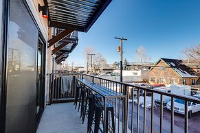 Flagstaff Townhome Near Downtown w/ Mountain Views