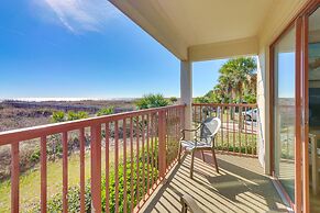 Hilton Head Condo w/ Private Balcony & Pool Access