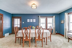 Quaint Howells Retreat - Steps From Main Street!