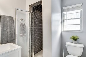 Modern Home ~ 6 Mi to Downtown Indy: Pets Welcome!