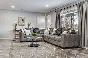 Modern Home ~ 6 Mi to Downtown Indy: Pets Welcome!