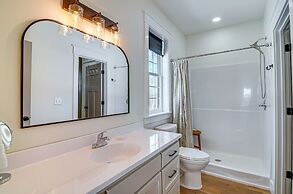 Dale Hollow Cottage w/ Covered Porch & Lake Views!