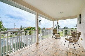 Hot Tub + Fire Pit: Spacious Cape Coral Oasis!