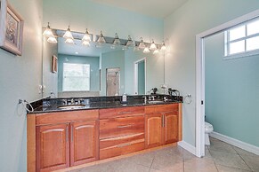 Hot Tub + Fire Pit: Spacious Cape Coral Oasis!