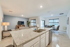 Davenport Home w/ Pool Access, Near Disney!