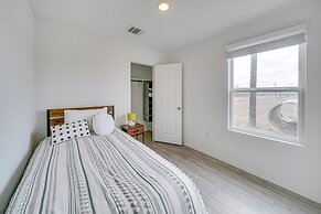 Pet-friendly San Antonio Home ~ 9 Mi to Lackland!