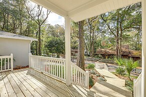 Sunny Gainesville Home ~ Half-mi to UF Campus!