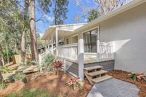 Sunny Gainesville Home ~ Half-mi to UF Campus!