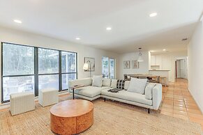 Sunny Gainesville Home ~ Half-mi to UF Campus!