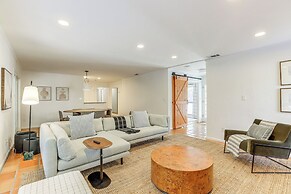 Sunny Gainesville Home ~ Half-mi to UF Campus!