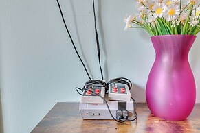 Fire Pit, Pool & Beach Access: Tobyhanna Home!