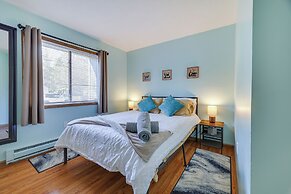 Fire Pit, Pool & Beach Access: Tobyhanna Home!