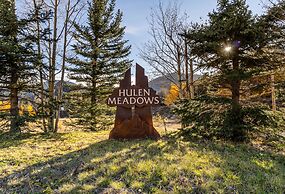 Bright Ketchum Retreat w/ Views & Private Hot Tub!