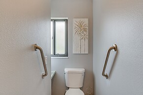 Punta Gorda Vacation Rental w/ Heated Pool & Lanai