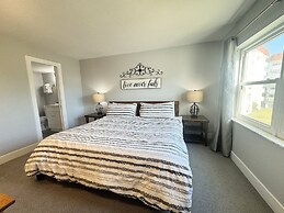 237 El Matador 2 Bedroom Condo by RedAwning