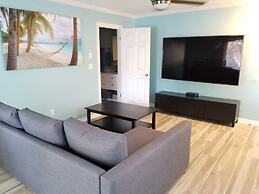 206 10 St- All 2 Bedroom Home by RedAwning