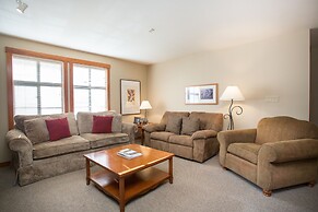 1202 - Two Bedroom Standard Eagle Springs West 2 Condo by RedAwning