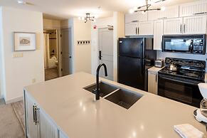 2204 - Two Bedroom Deluxe Eagle Springs East 2 Condo by RedAwning