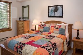 4312 - Two Bedroom Deluxe Creekside Condominiums 2 Condo by RedAwning