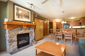 2211 - Two Bedroom Standard Eagle Springs East 2 Condo by RedAwning