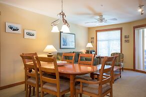 2211 - Two Bedroom Standard Eagle Springs East 2 Condo by RedAwning