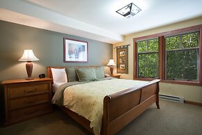 2202 - Two Bedroom Standard Eagle Springs East 2 Condo by RedAwning